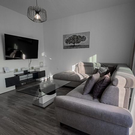 Apartman Dora ซริกเวนิซา ภายนอก รูปภาพ